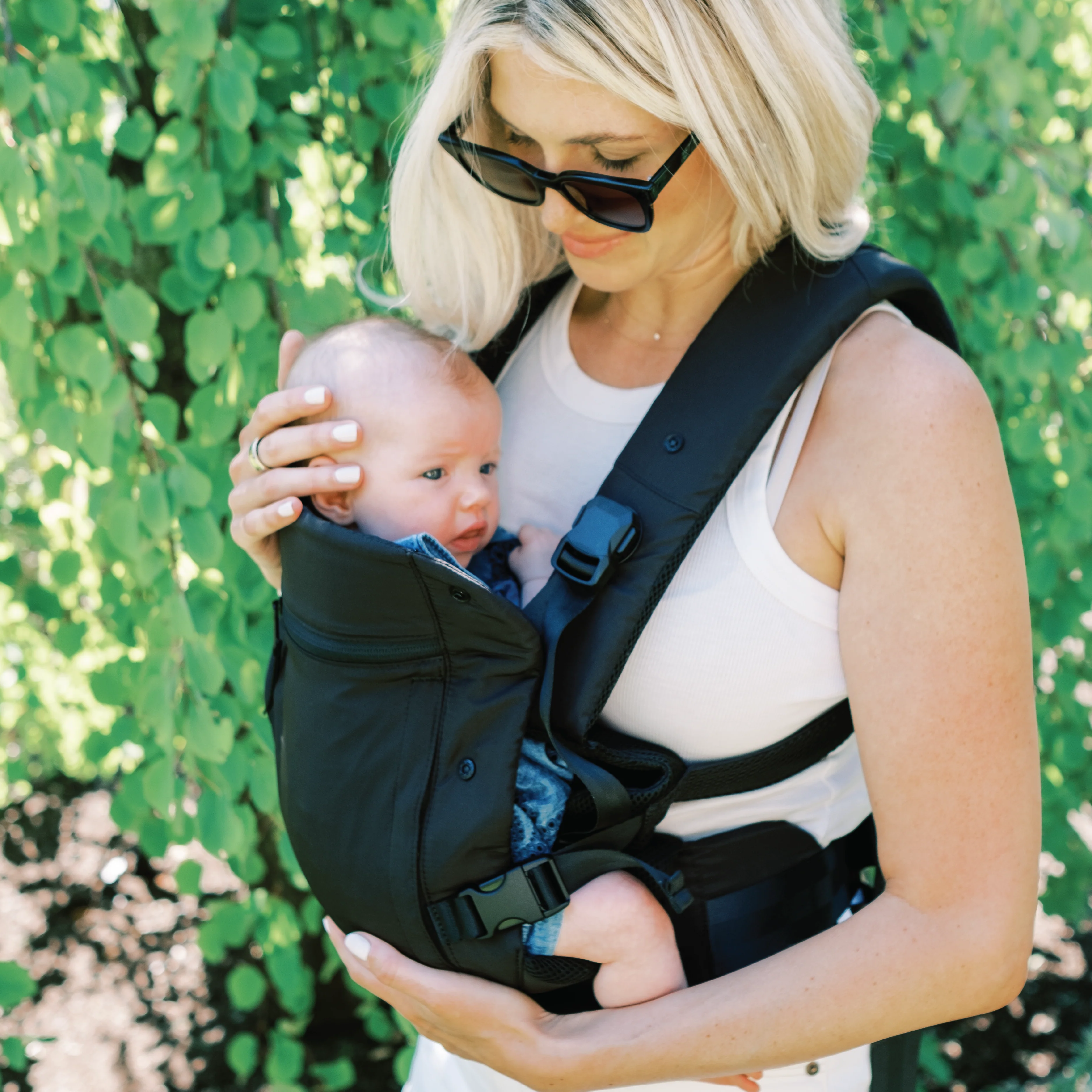 The Baby Carrier 2 + The Neoprene Backpack Bundle - Image 6